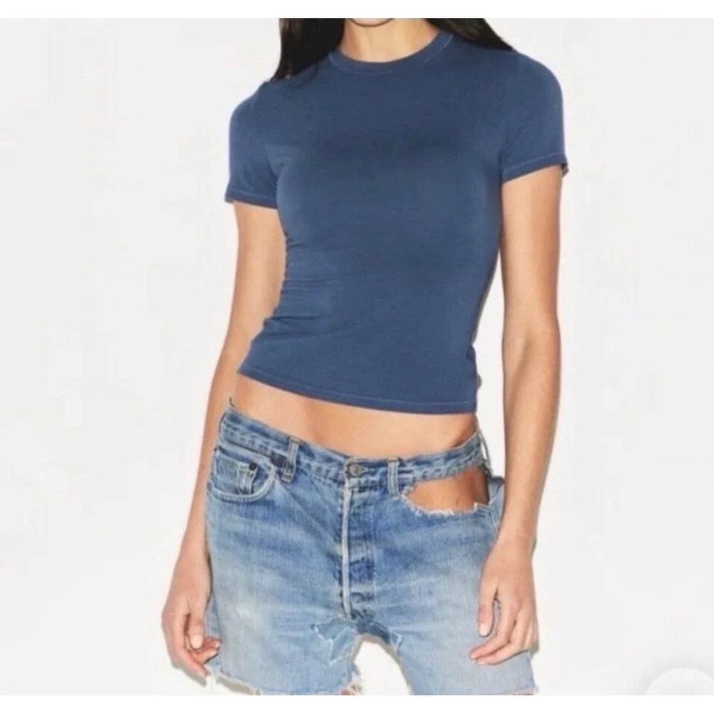 SKIMS Cotton Rib T Shirt in Harbor / Size S - Picture 2 of 5